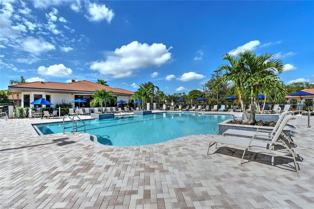 8500 Naples Heritage DR Unit: 1015