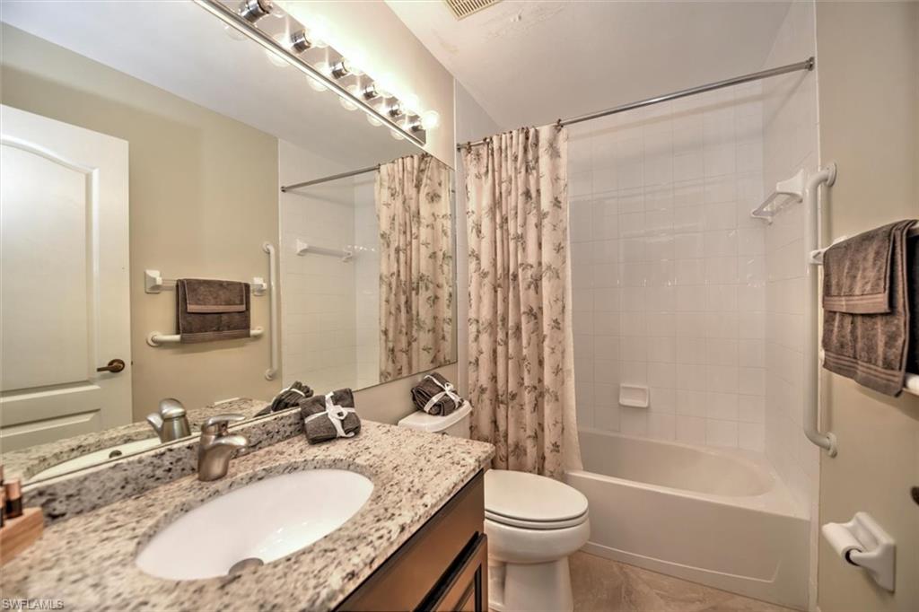 8500 Naples Heritage DR Unit: 1015