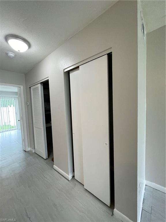 25 W Mariana AVE