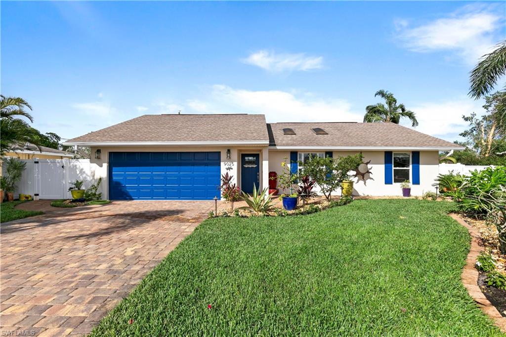 9025 Pomelo RD W