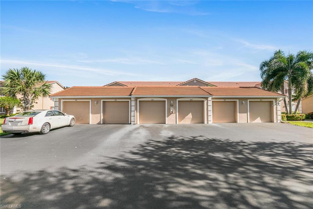 700 Saratoga CIR Unit: B-102
