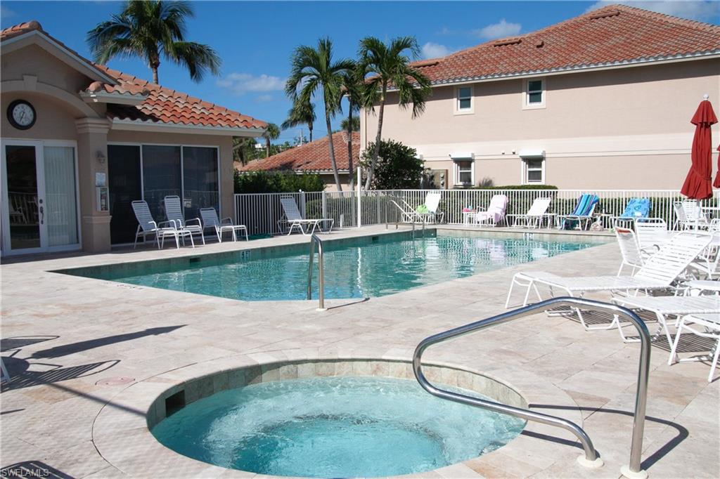 690 Club Marco CIR Unit: 102