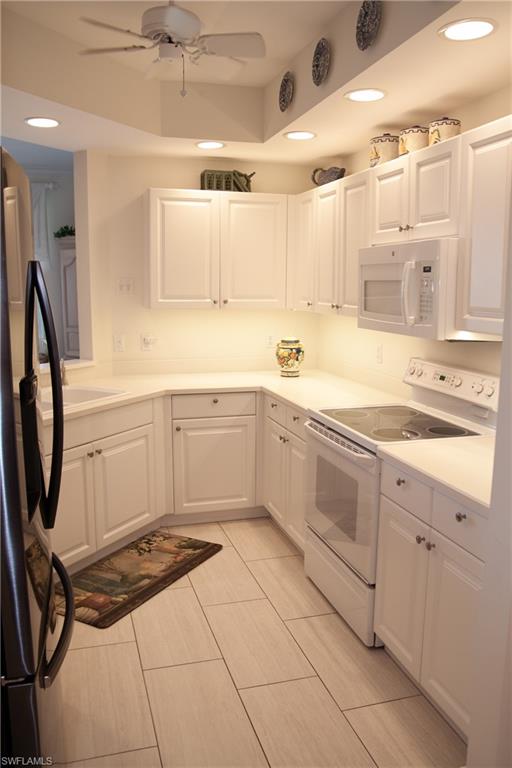 690 Club Marco CIR Unit: 102