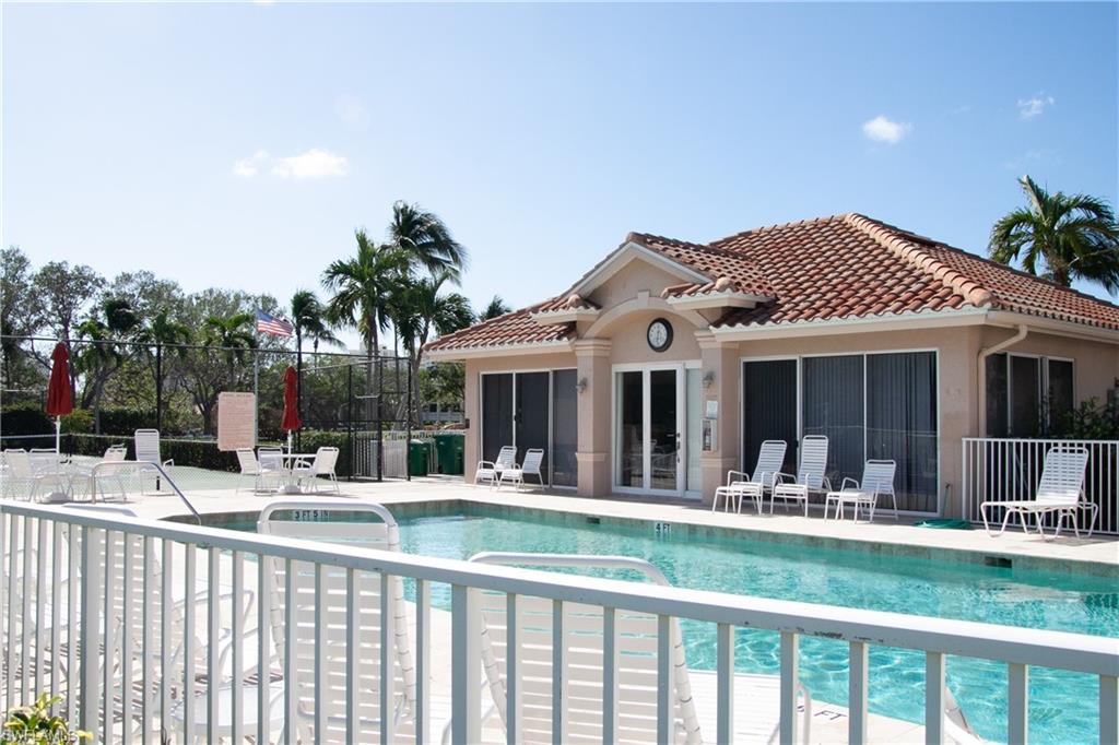 690 Club Marco CIR Unit: 102