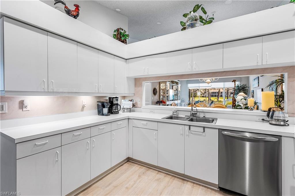 962 Marblehead DR