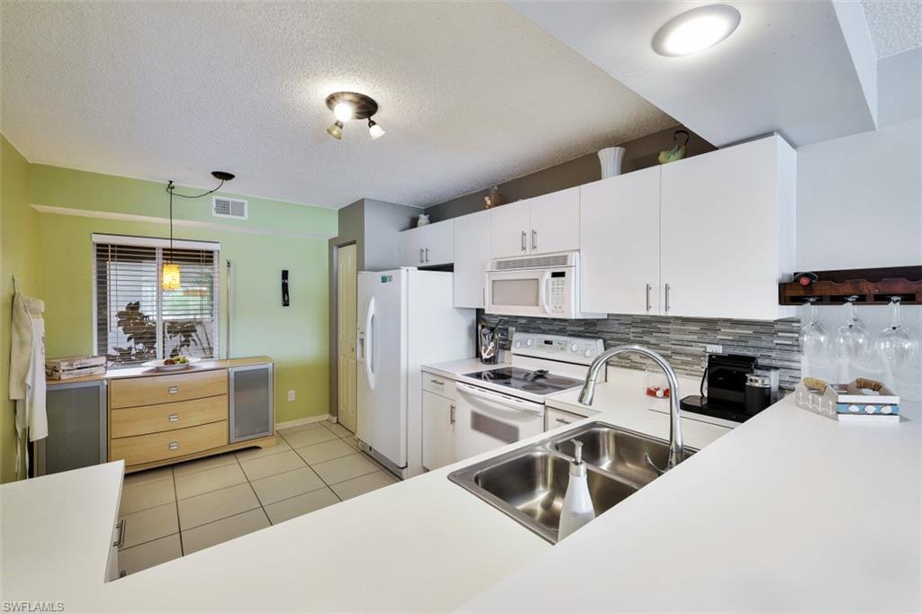 840 New Waterford DR Unit: O-104