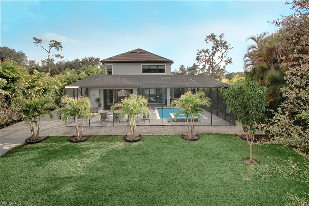 6671 Bottlebrush LN