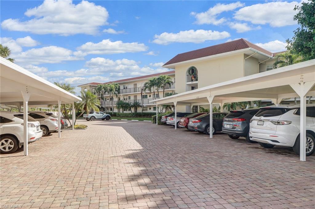 17 High Point CIR N Unit: 105