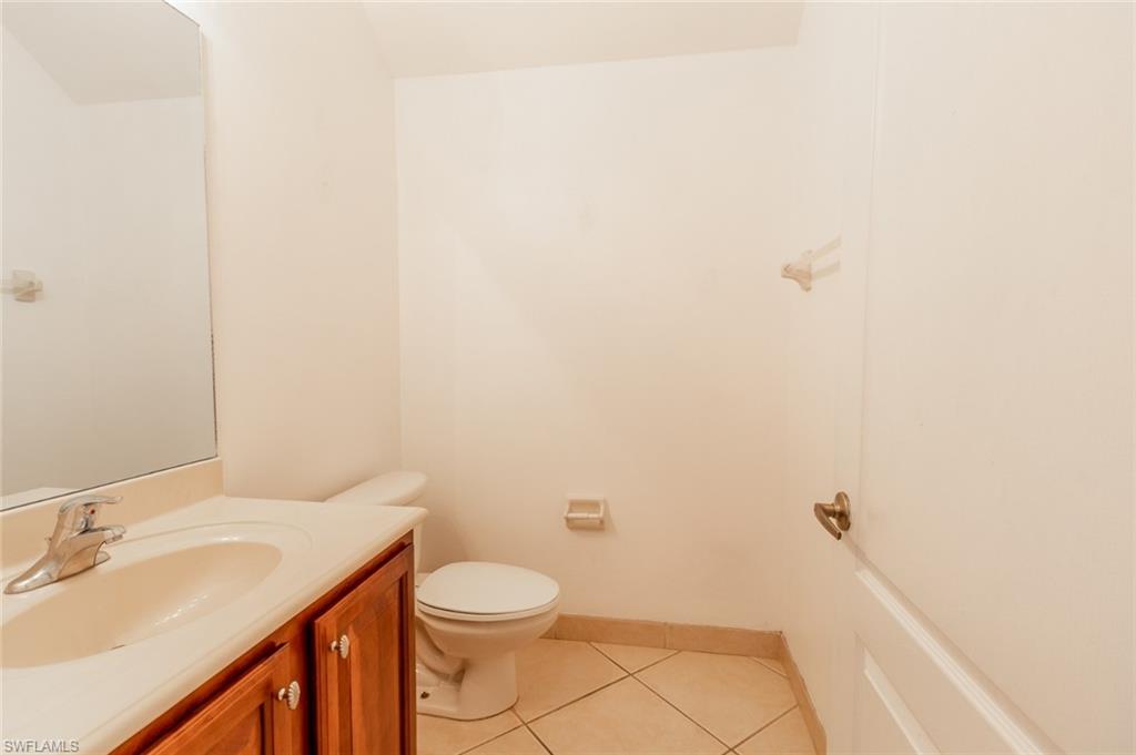 7077 Venice WAY Unit: 2002