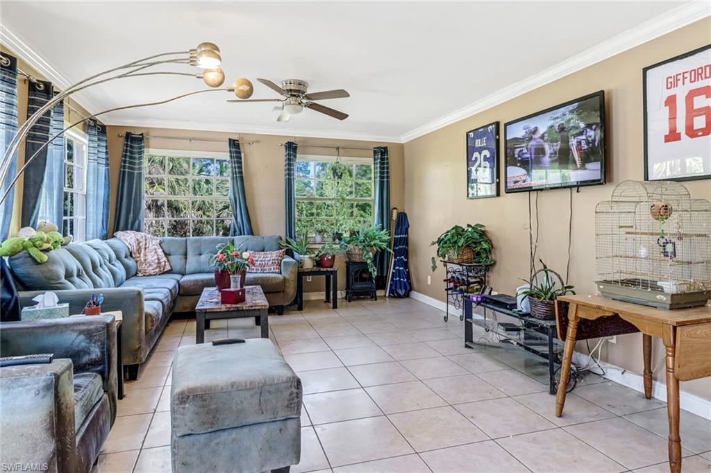985 Everglades BLVD S