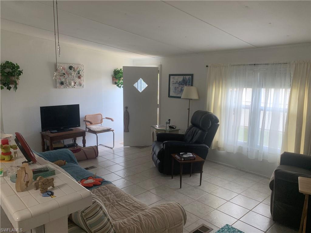 111 Grassy Key LN Unit: 42