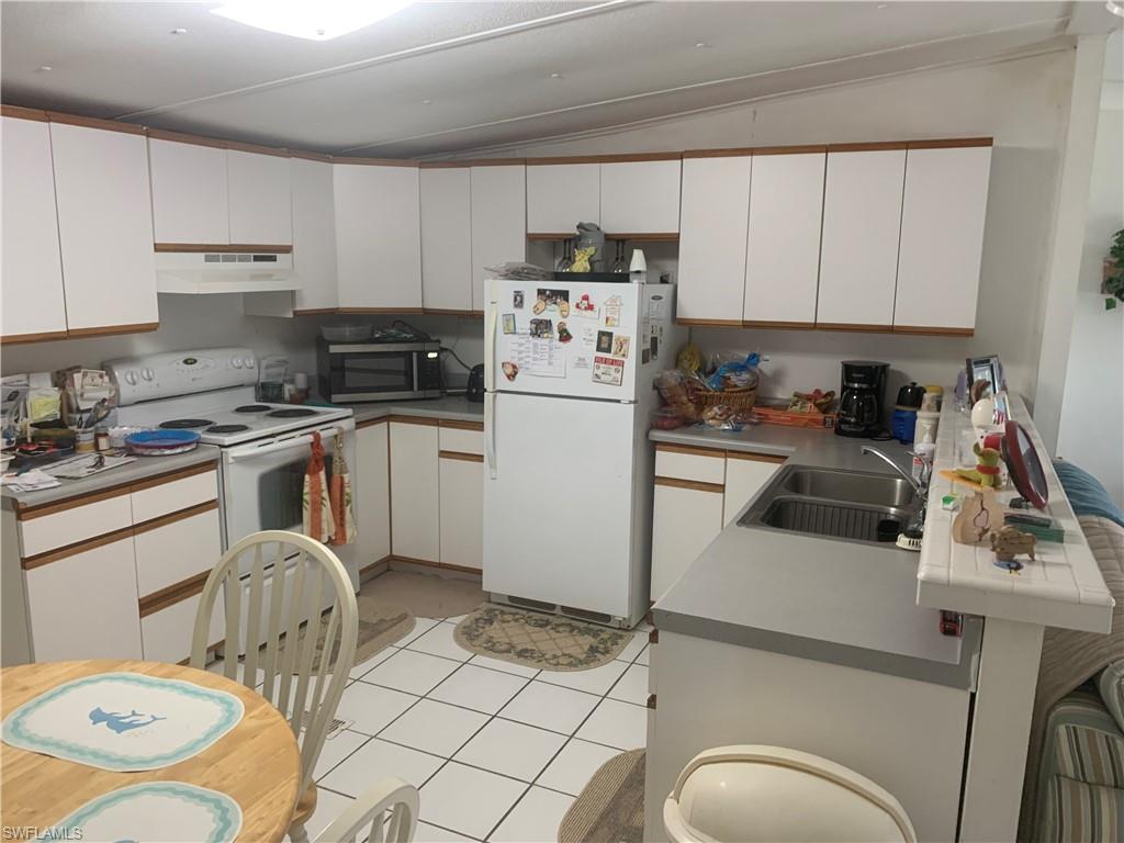 111 Grassy Key LN Unit: 42