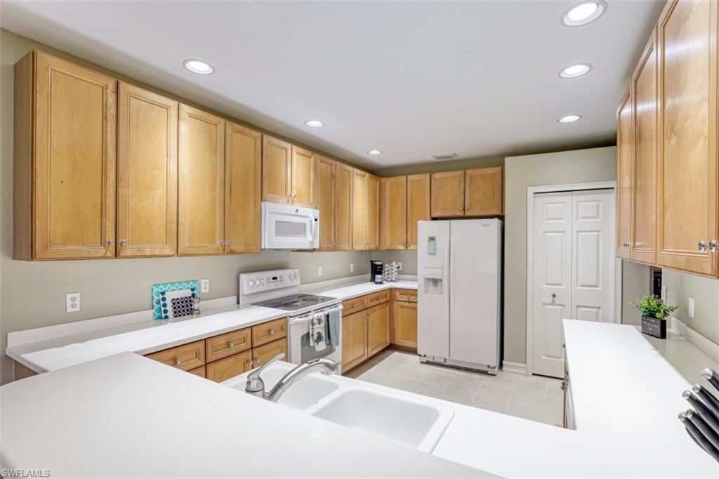 9381 Triana TER Unit: 21