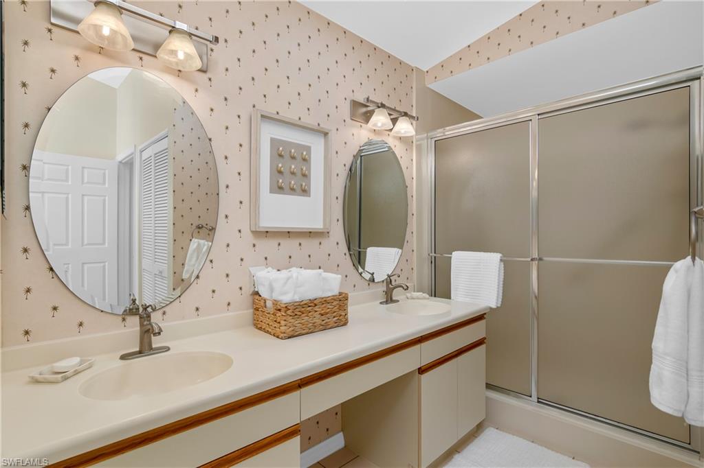 327 Emerald Bay CIR Unit: W5