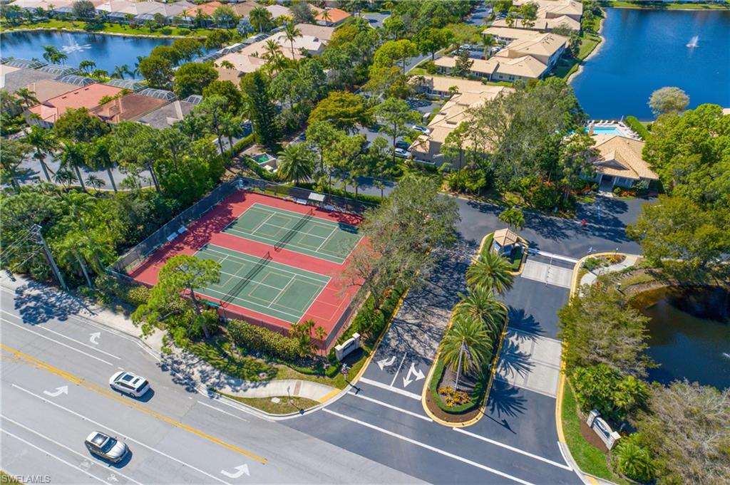 327 Emerald Bay CIR Unit: W5