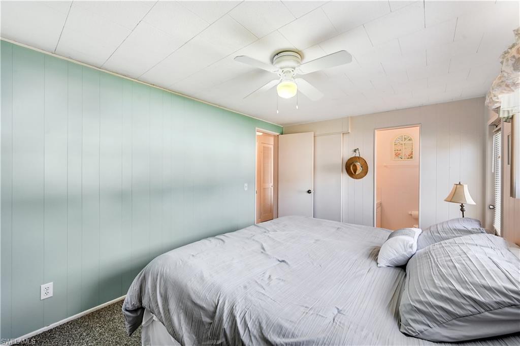 11 Moonstone CIR