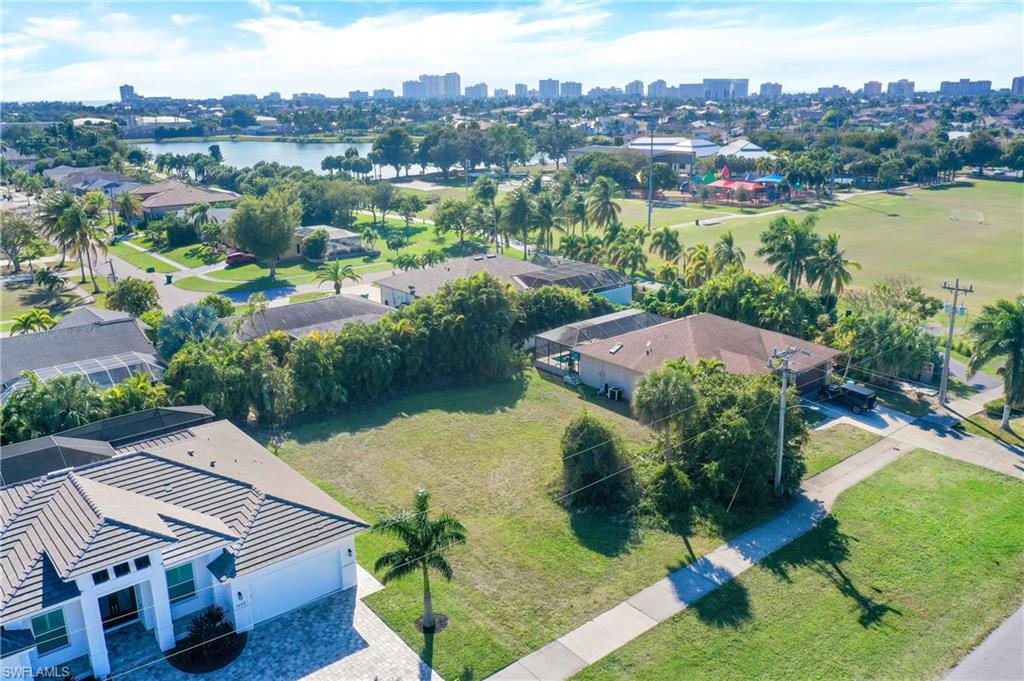1401 Leland WAY