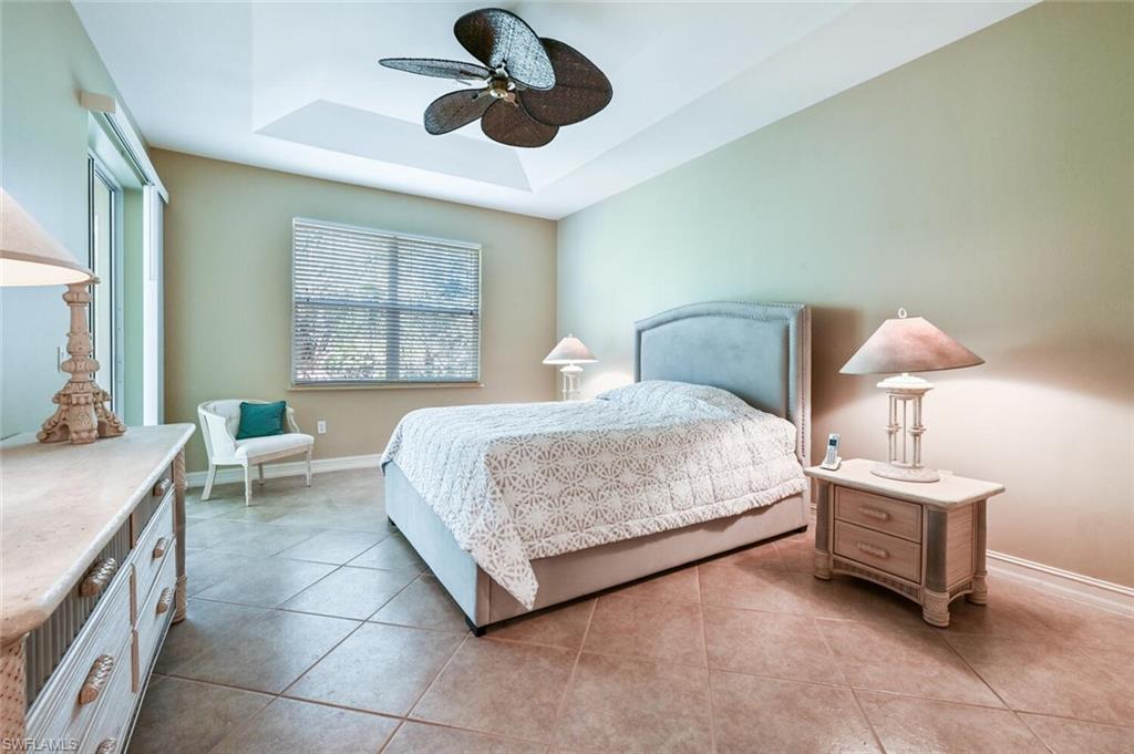 1638 Tarpon Bay DR S Unit: 201