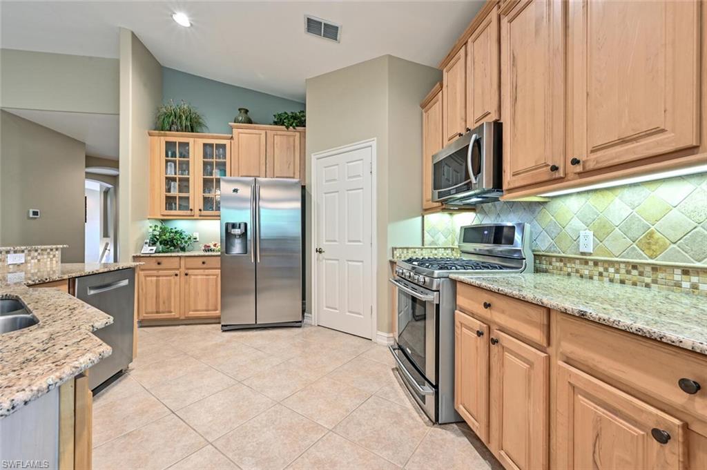 1638 Tarpon Bay DR S Unit: 201