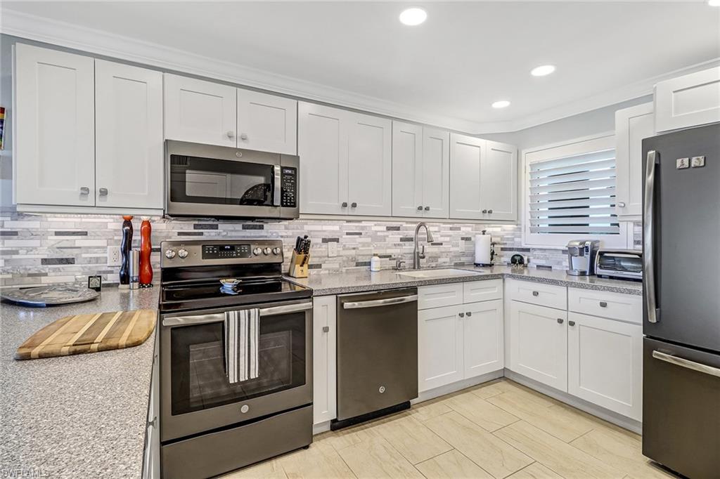 21 High Point CIR E Unit: 506
