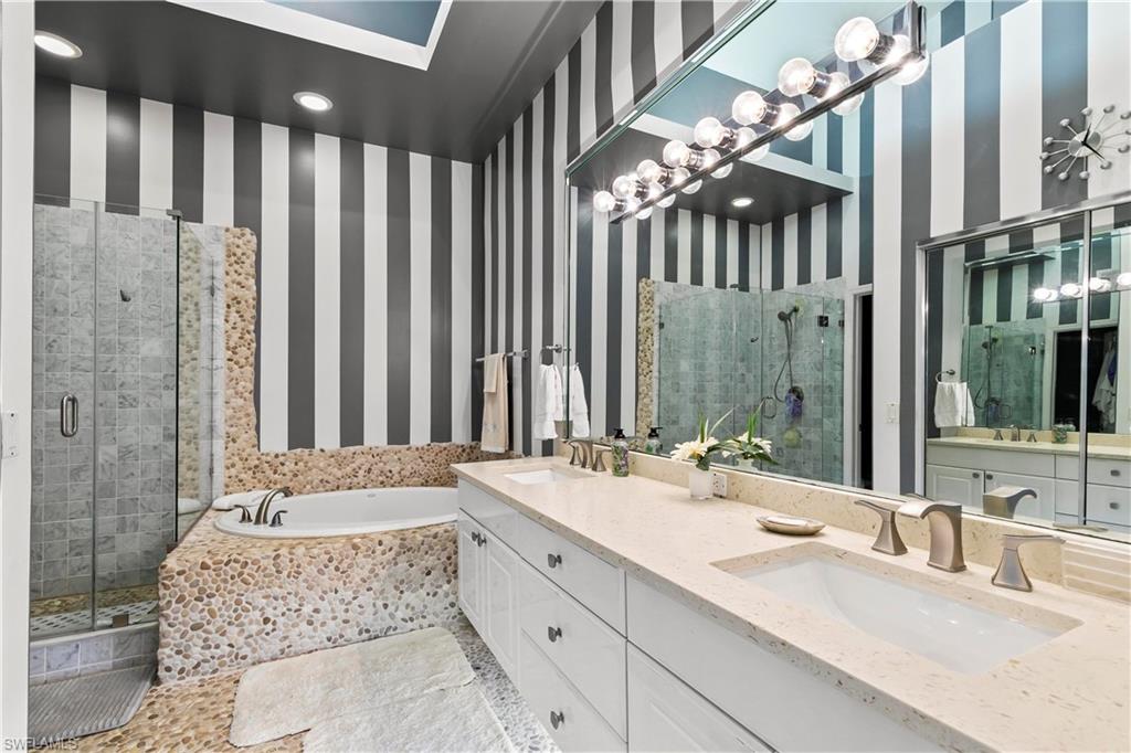 2100 Cascades DR Unit: 4904