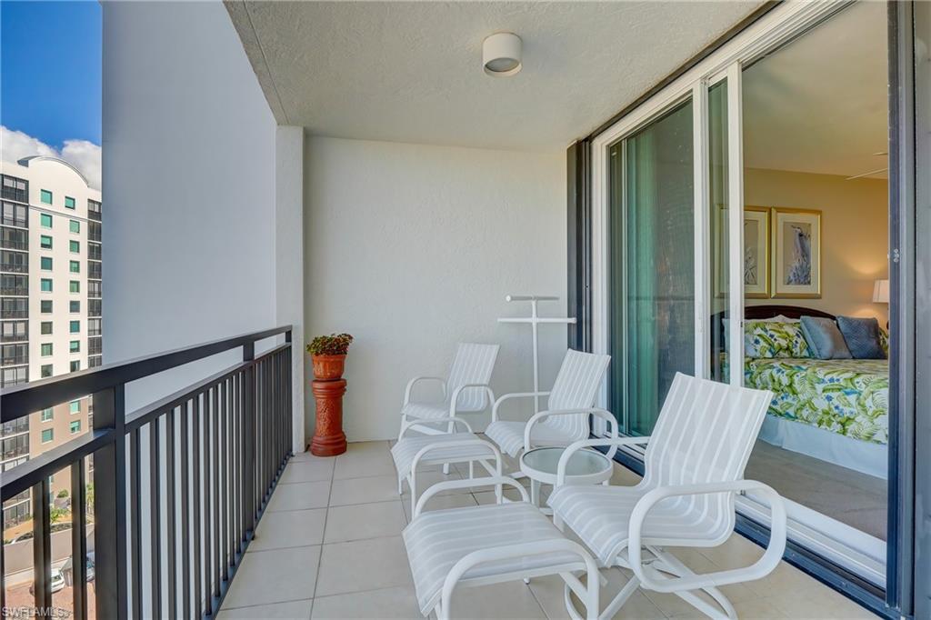 445 Cove Tower DR Unit: 1203
