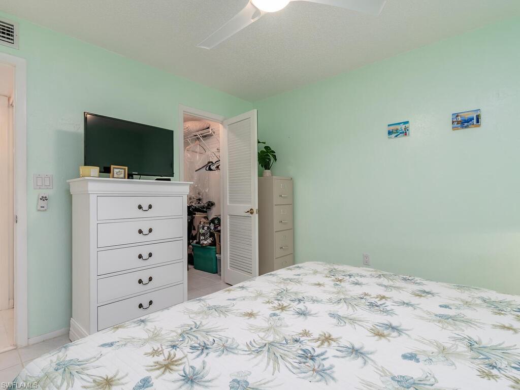 300 Stevens Landing DR Unit: C-102