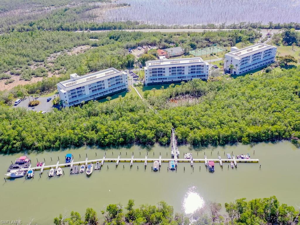 300 Stevens Landing DR Unit: C-102