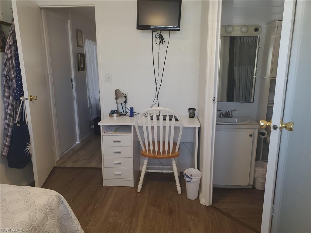 15 Topaz LN Unit: T-15