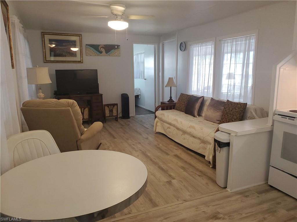 15 Topaz LN Unit: T-15