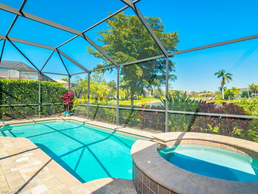 10142 Avonleigh DR