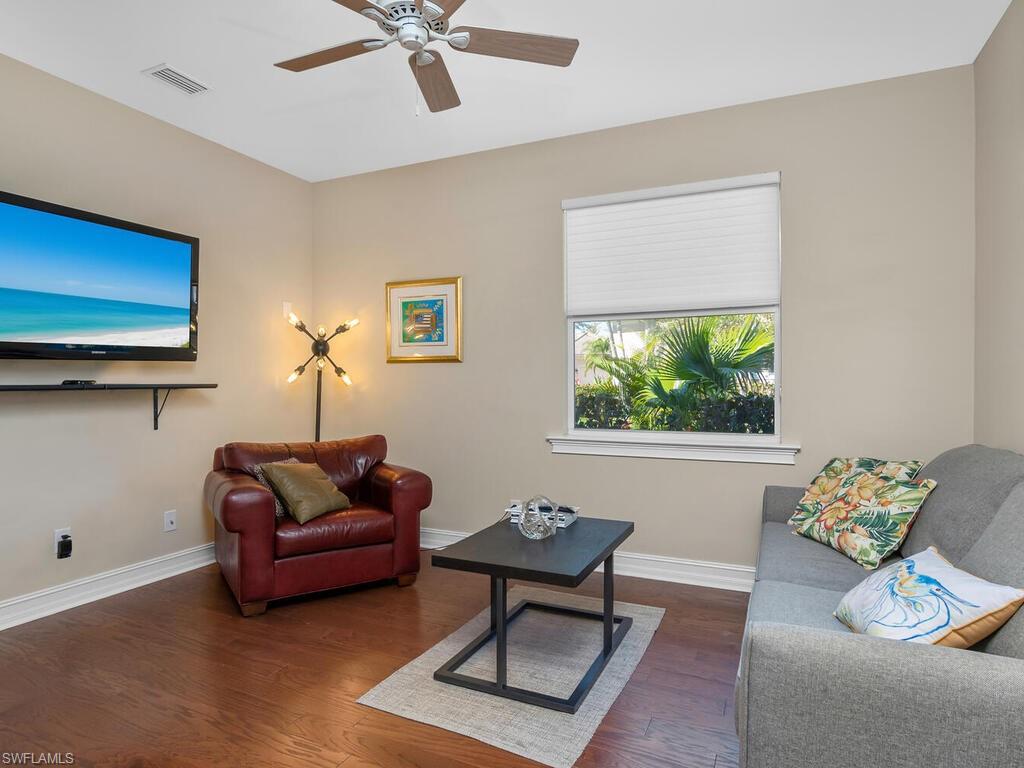 10142 Avonleigh DR