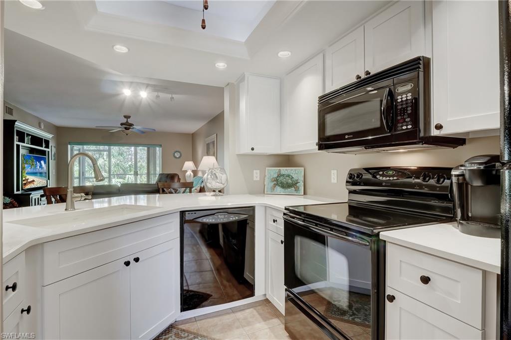 765 Wiggins Lake DR Unit: 101