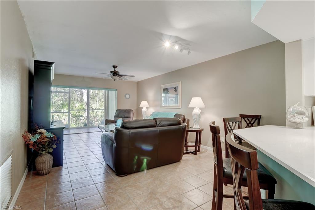 765 Wiggins Lake DR Unit: 101