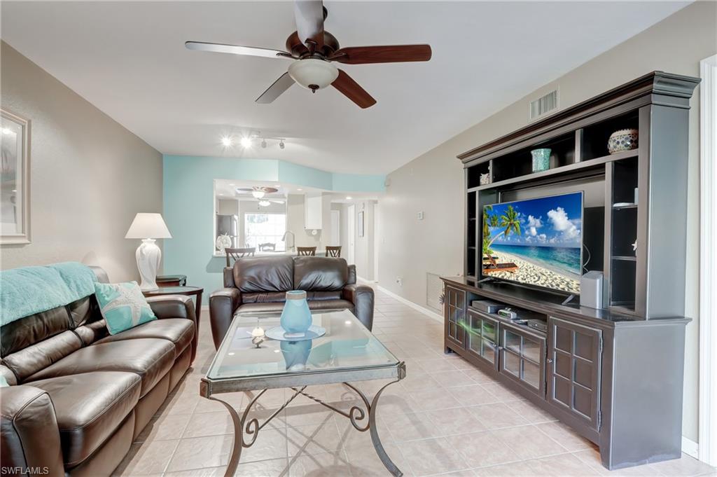 765 Wiggins Lake DR Unit: 101
