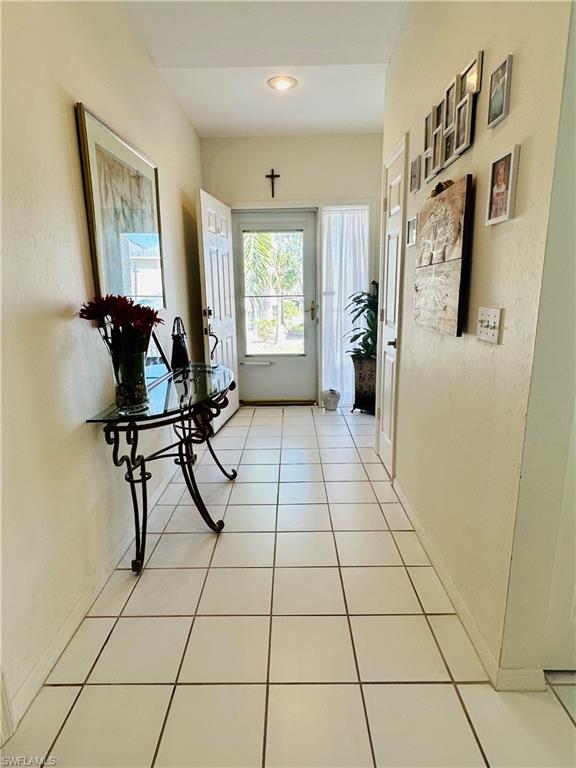 683 Wiggins Lake DR Unit: 201