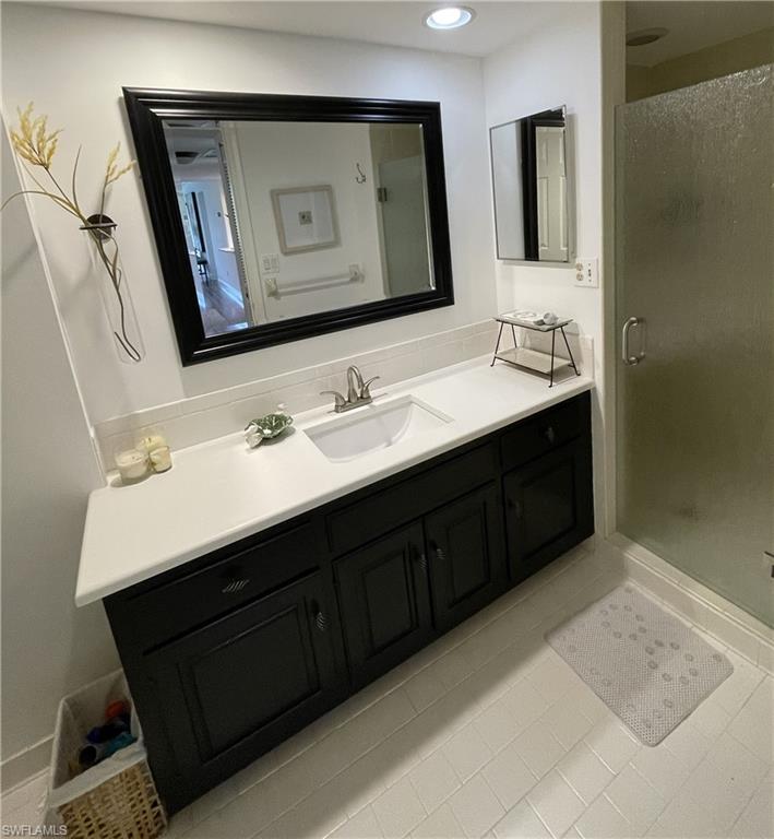 415 Augusta BLVD Unit: 212