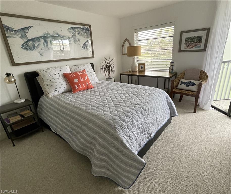 415 Augusta BLVD Unit: 212