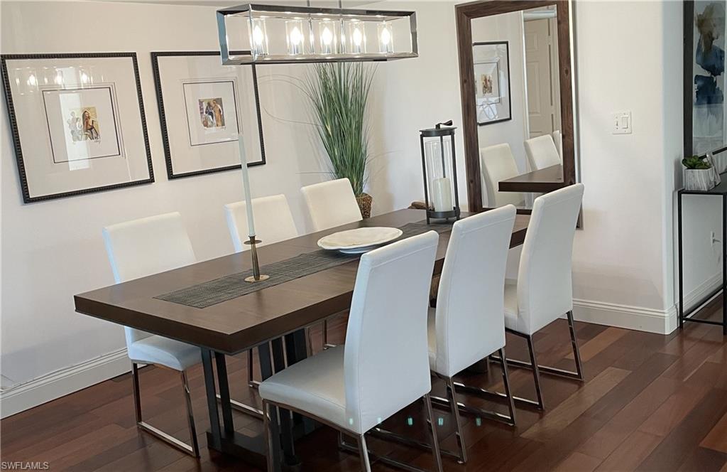 415 Augusta BLVD Unit: 212