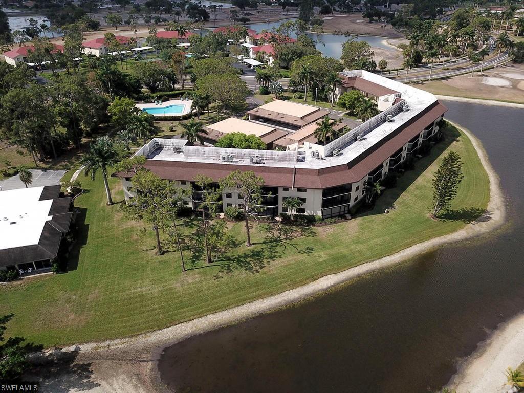 415 Augusta BLVD Unit: 212
