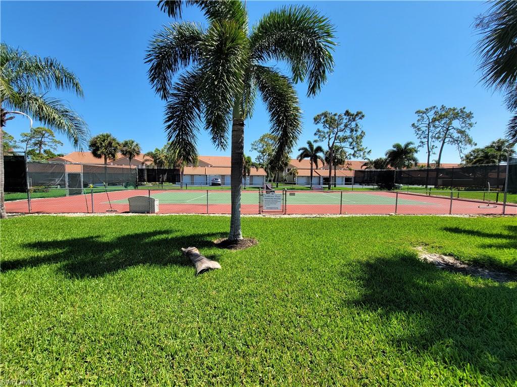 5887 Cobblestone LN Unit: B202