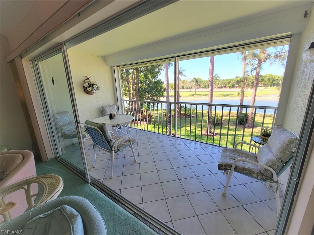 5887 Cobblestone LN Unit: B202