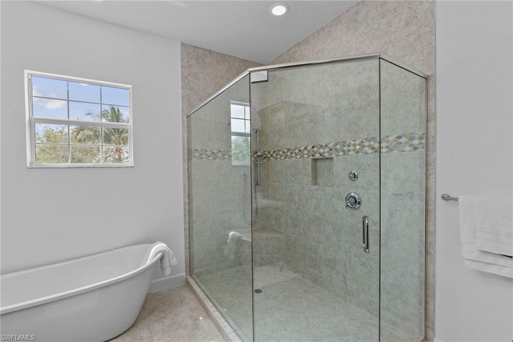8046 Signature Club CIR Unit: 201