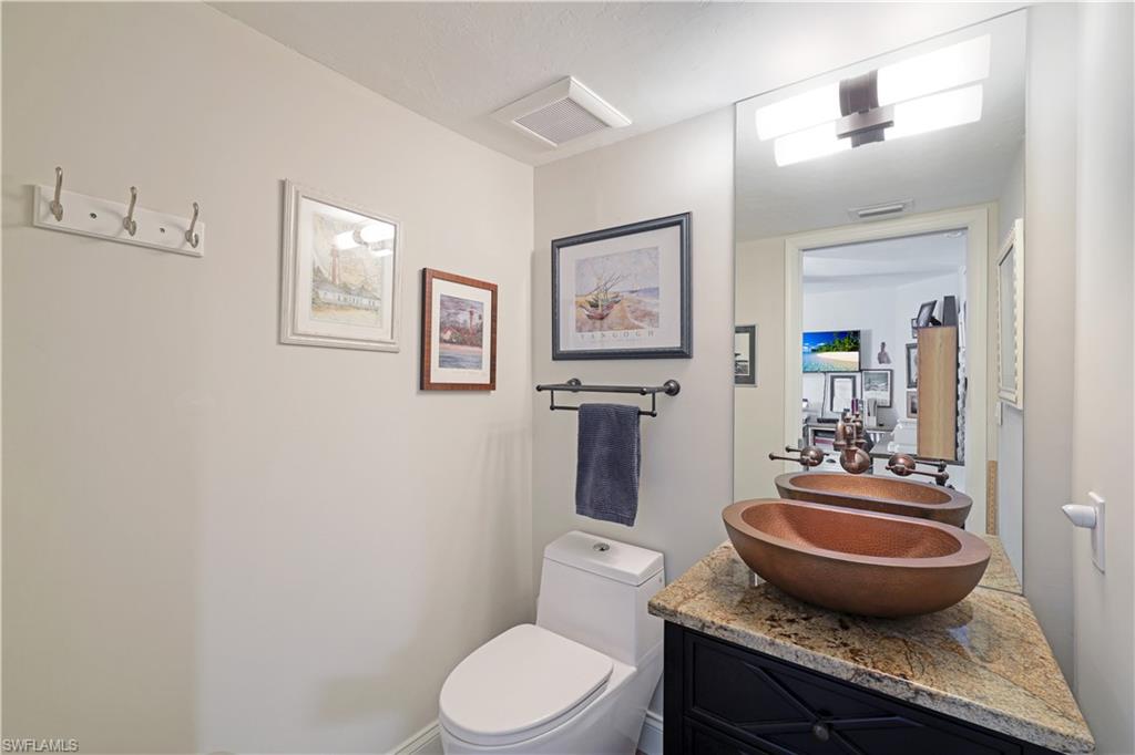26900 Wedgewood BLVD Unit: 206
