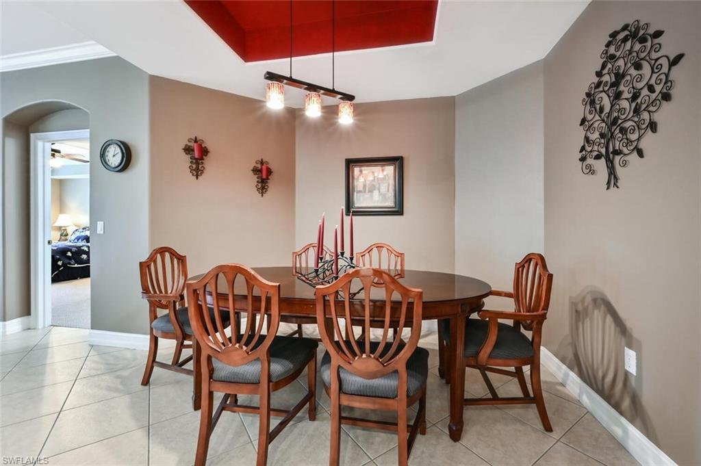 2001 Tarpon Bay DR N Unit: 101