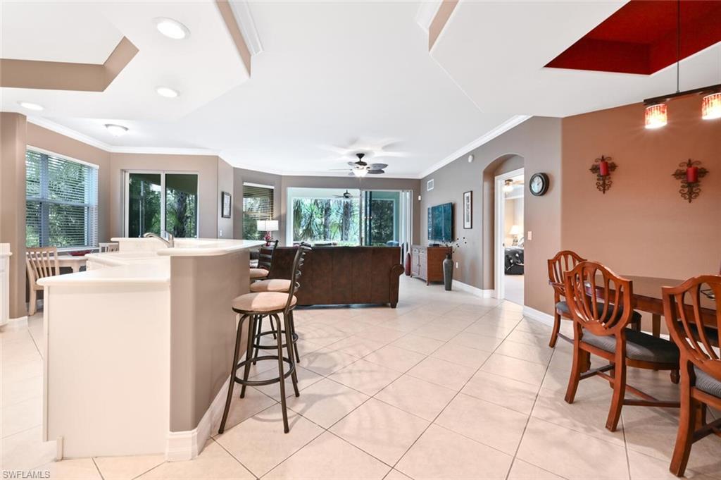 2001 Tarpon Bay DR N Unit: 101