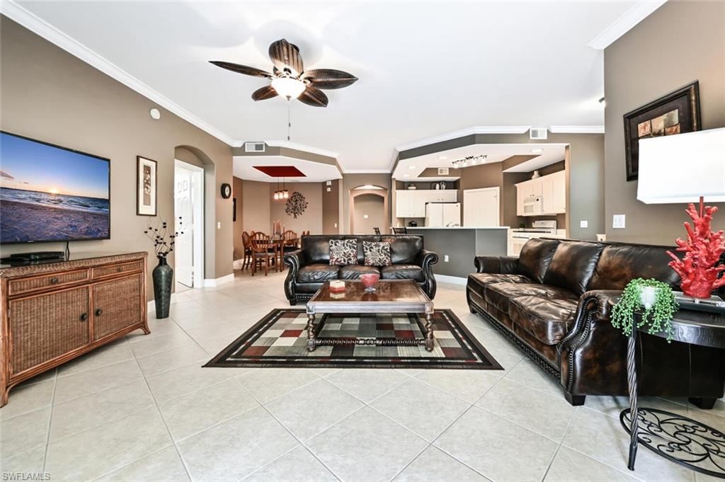 2001 Tarpon Bay DR N Unit: 101