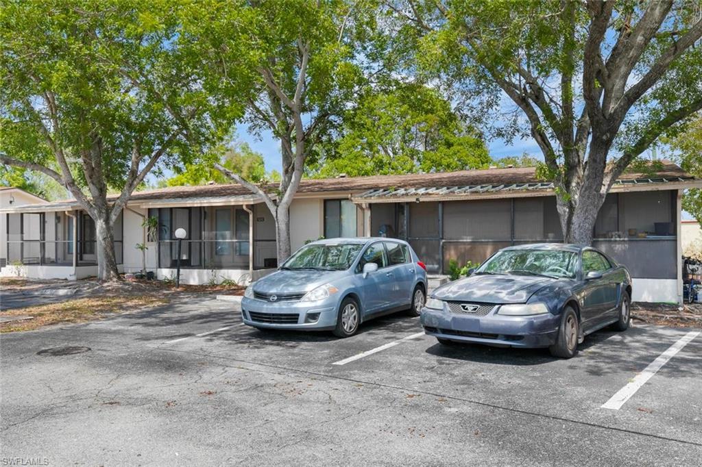 5216 Treetops DR Unit: I-B-1