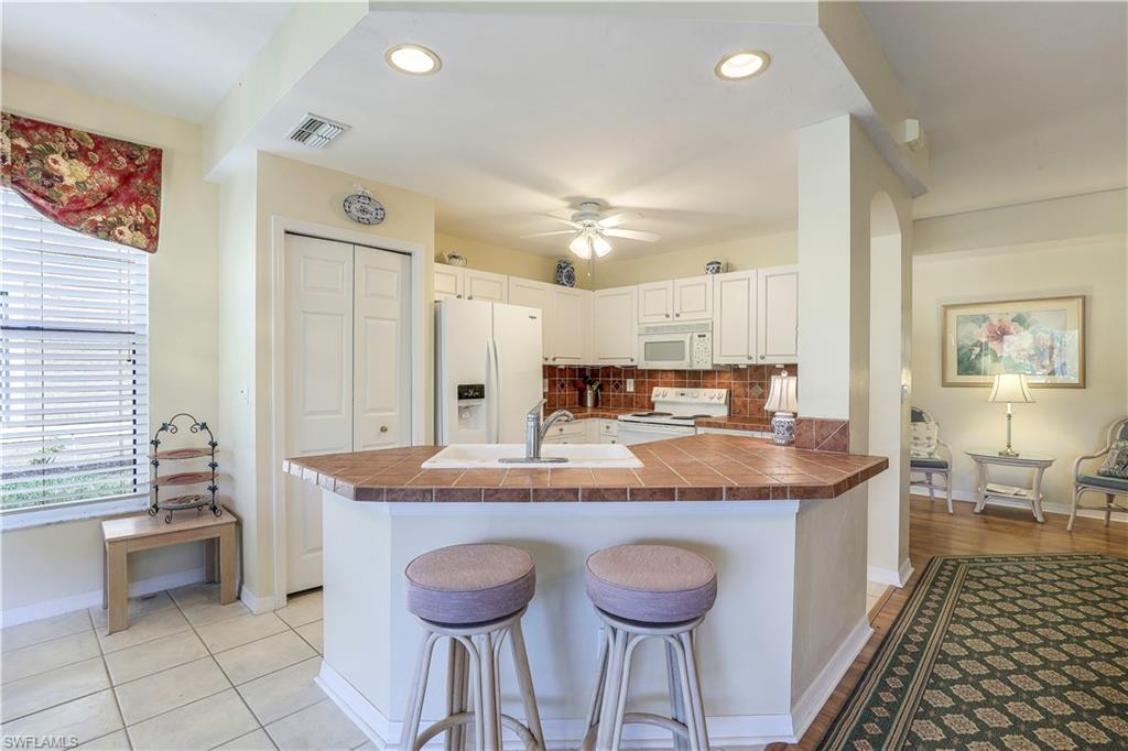 22974 Lone Oak DR Unit: 102