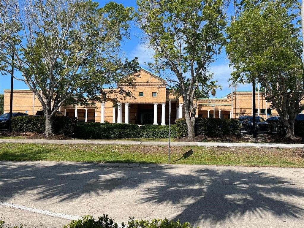 72 7th ST S Unit: 209